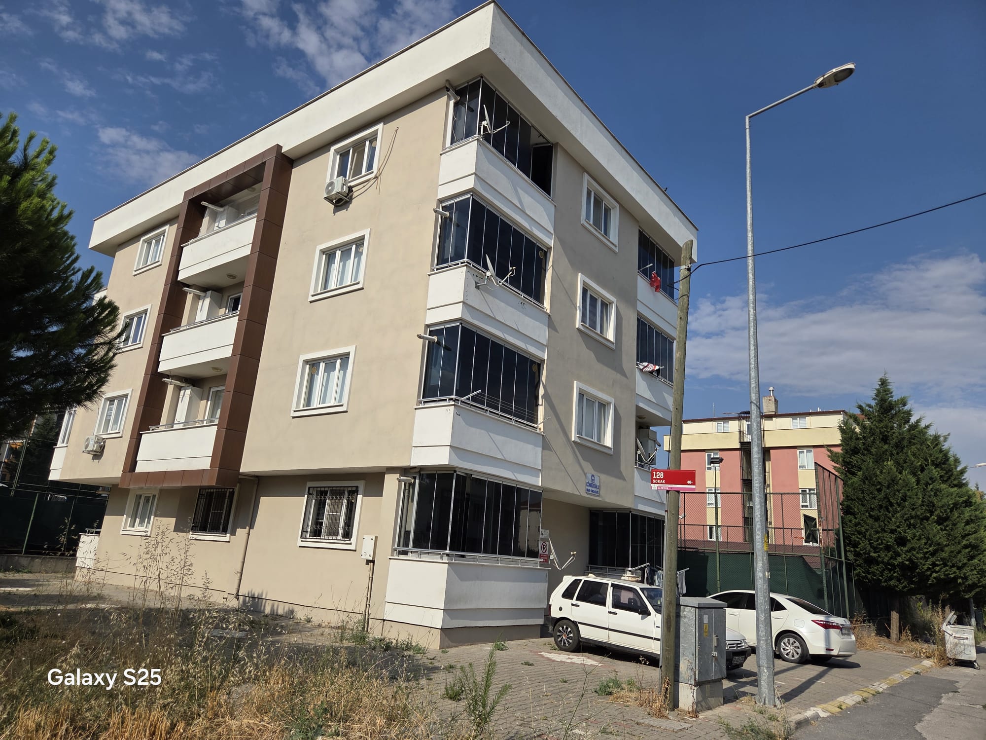 C21 BAL'DAN GAZİOSMANPAŞA'DA ARAKAT EŞYALI KİRALIK 1+1 DAİRE