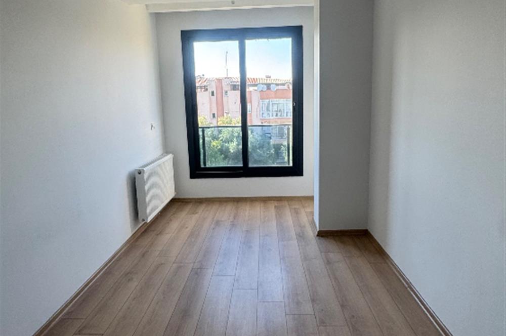Ergenekon Mahallesinde 3+1 Otoparklı Kiralık Daire