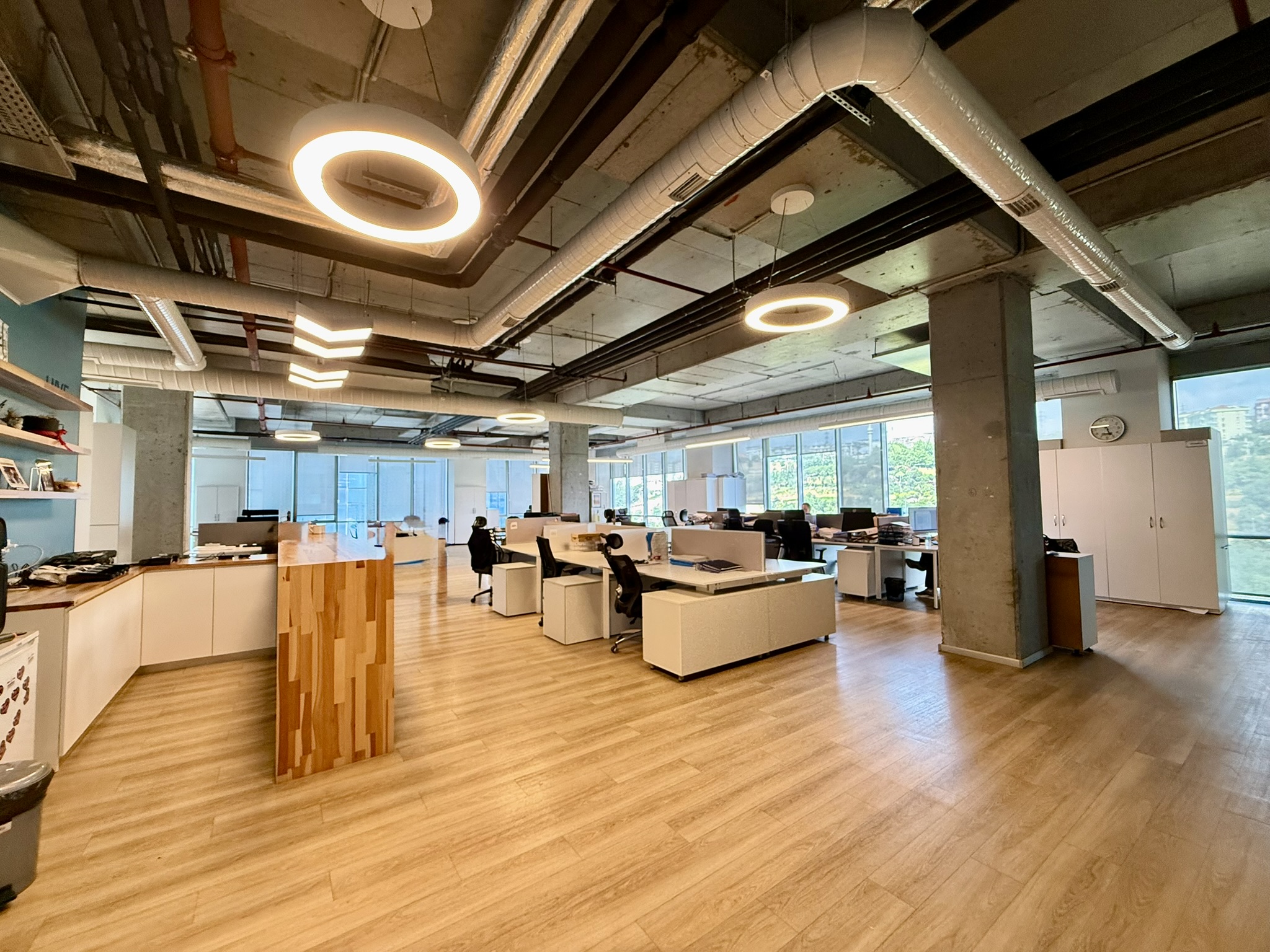 Kağıthane Kiralık Ofis Dubleks 630m2+200m2 Teraslı Polat Ofis
