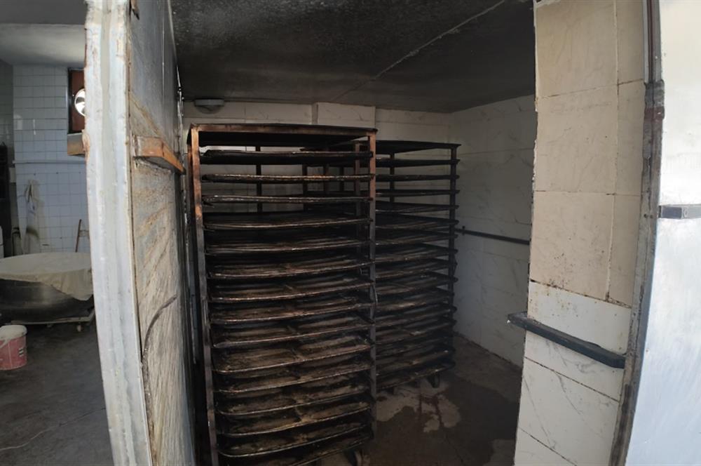 C21 LOFT'TAN ALPARSLAN CADDESİNDE DEVREN SATILIK EKMEK FIRINI