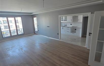 CENTURY 21 ' DEN CUMHURİYET MAHALLESİ'NDE SIFIR 3+1 SATILIK DAİRE!