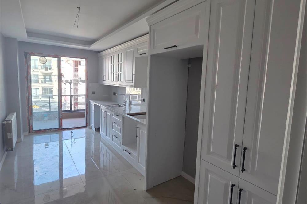 CENTURY 21 ' DEN CUMHURİYET MAHALLESİ'NDE SIFIR 3+1 SATILIK DAİRE!