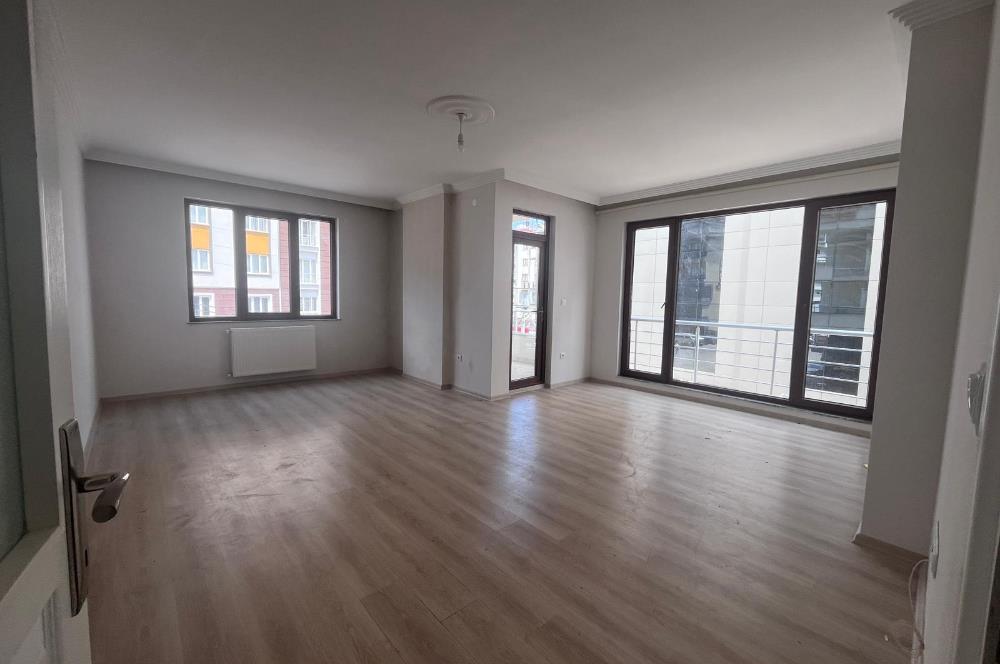KAŞÜSTÜ MERKEZ DE 2+1 KİRALIK DAİRE