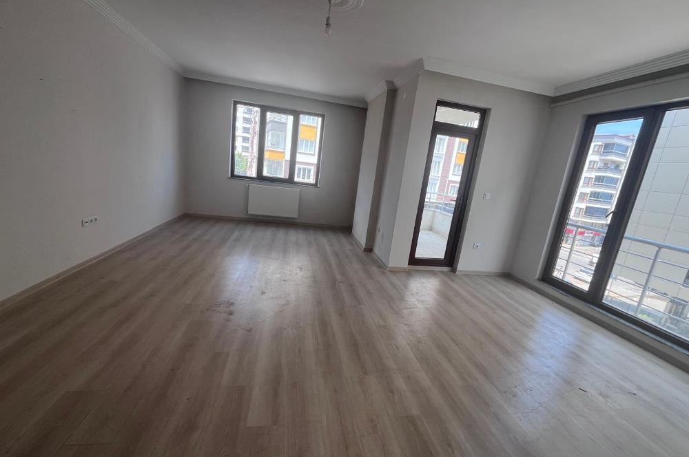 KAŞÜSTÜ MERKEZ DE 2+1 KİRALIK DAİRE