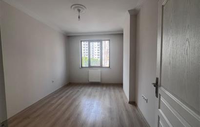 KAŞÜSTÜ MERKEZ DE 2+1 KİRALIK DAİRE