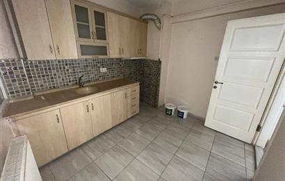 CENTURY21 BAL'DAN ÇARŞIYA YÜRÜME MESAFESİNDE KİRALIK 2+1 DAİRE
