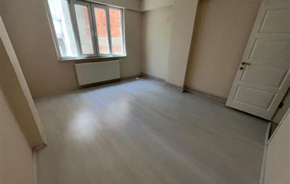 CENTURY21 BAL'DAN ÇARŞIYA YÜRÜME MESAFESİNDE KİRALIK 2+1 DAİRE