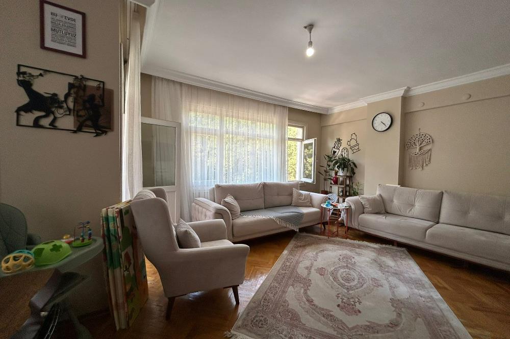 Üsküdar Sultantepe'de Kiralık 2+1 Daire, Balkonlu, Metro Yakını