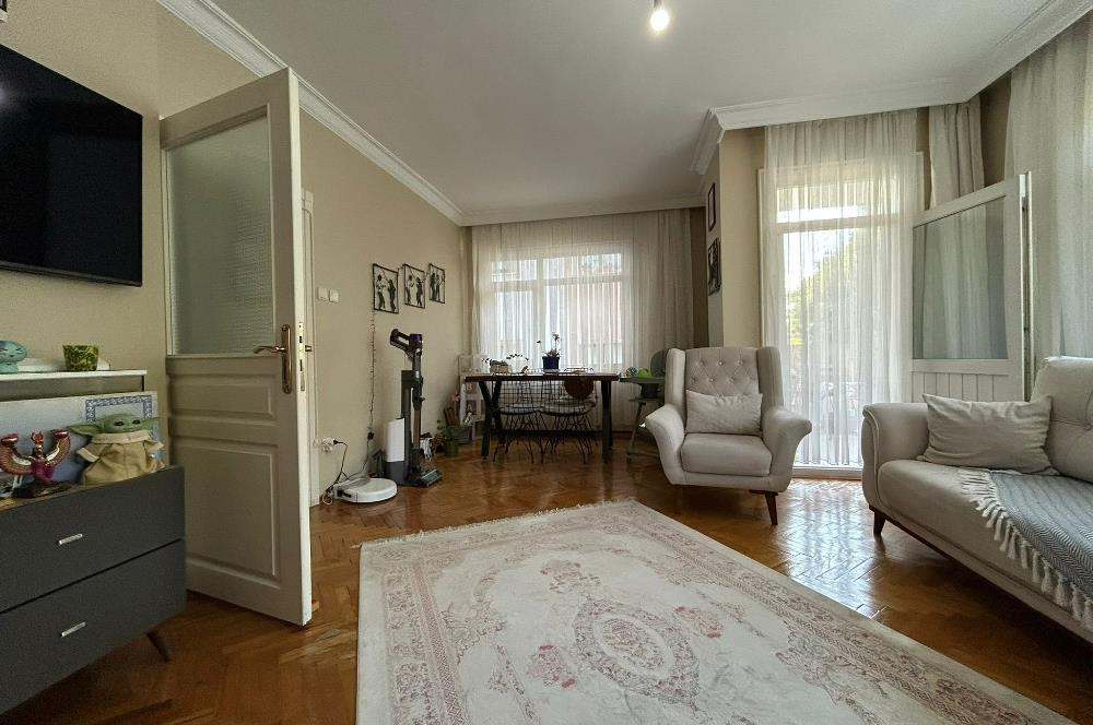 Üsküdar Sultantepe'de Kiralık 2+1 Daire, Balkonlu, Metro Yakını