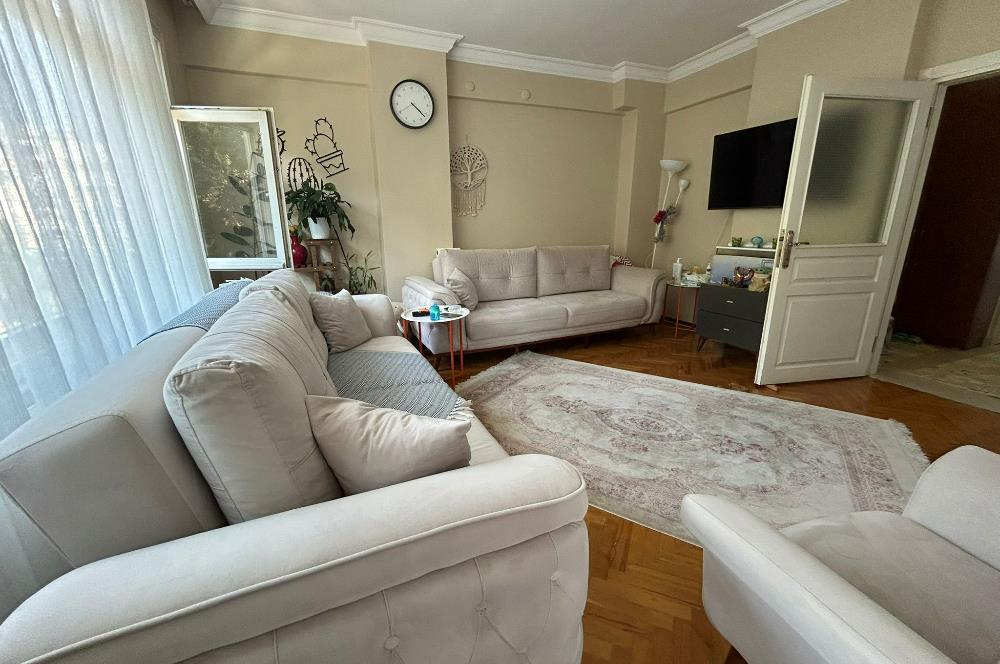 Üsküdar Sultantepe'de Kiralık 2+1 Daire, Balkonlu, Metro Yakını