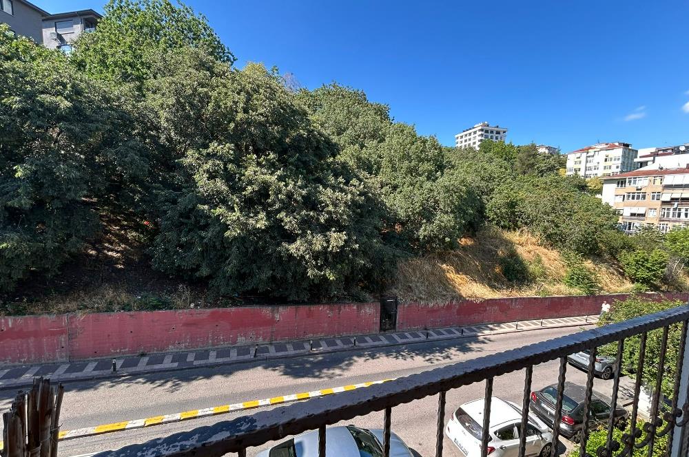 Üsküdar Sultantepe'de Kiralık 2+1 Daire, Balkonlu, Metro Yakını