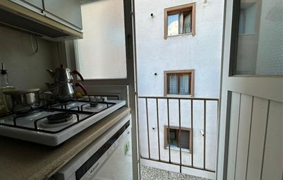 Üsküdar Sultantepe'de Kiralık 2+1 Daire, Balkonlu, Metro Yakını