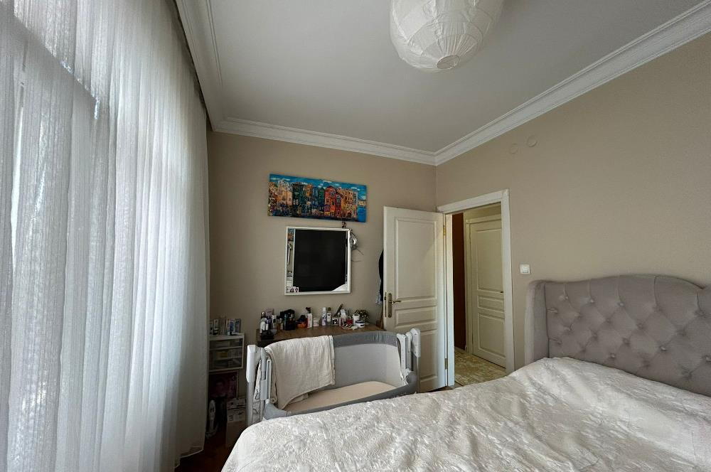 Üsküdar Sultantepe'de Kiralık 2+1 Daire, Balkonlu, Metro Yakını