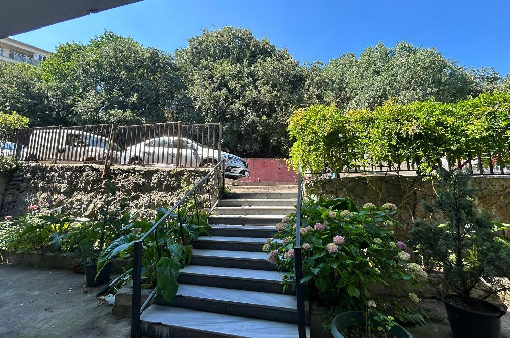 Üsküdar Sultantepe'de Kiralık 2+1 Daire, Balkonlu, Metro Yakını