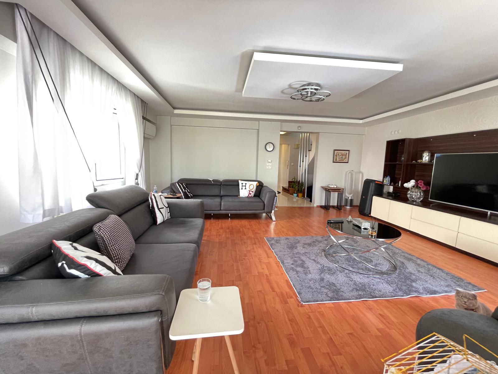 BAĞBAŞI BİZİM EVLER SİTESİNDE SATILIK VİLLA