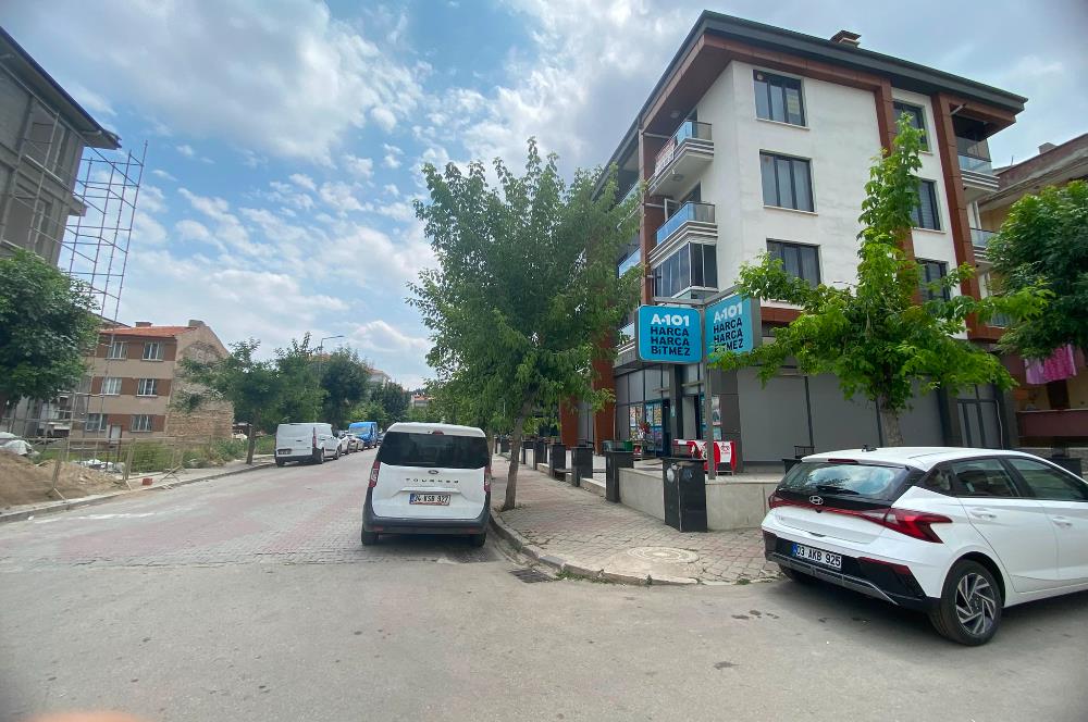 CENTURY 21 PLUS'DAN MERKEZ CUMHURİYETTE 1+1 LÜKS KİRALIK