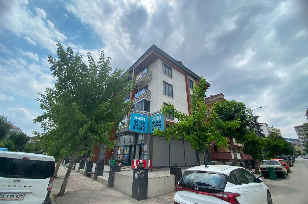 CENTURY 21 PLUS'DAN MERKEZ CUMHURİYETTE 1+1 LÜKS KİRALIK