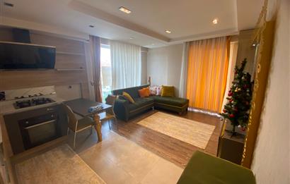 CENTURY 21 PLUS'DAN MERKEZ CUMHURİYETTE 1+1 LÜKS KİRALIK