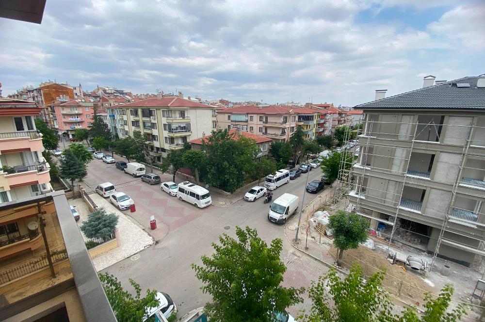 CENTURY 21 PLUS'DAN MERKEZ CUMHURİYETTE 1+1 LÜKS KİRALIK