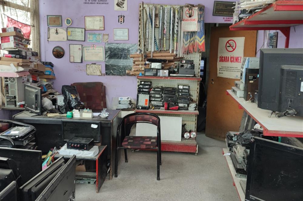 C21 BAL'DAN BİGADİÇ ABACI MAH.DE KÖŞE PARSEL SATILIK BİNA