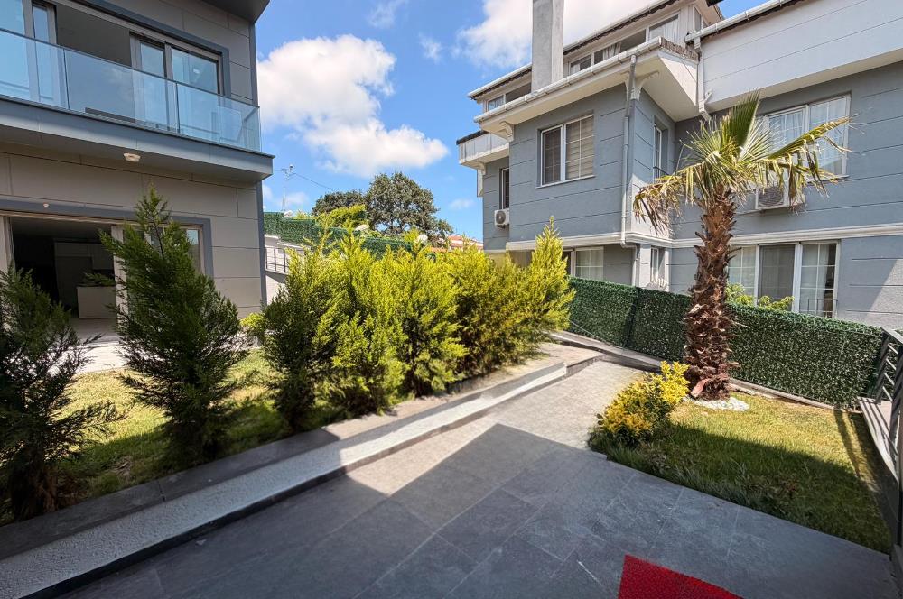 ZEKERİYAKÖY MERKEZE YAKIN YENİ BUTİK SİTEDE SATILIK İKİZ VİLLA