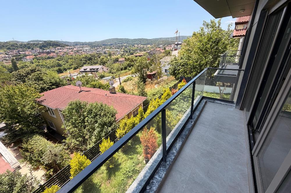 ZEKERİYAKÖY MERKEZE YAKIN YENİ BUTİK SİTEDE SATILIK İKİZ VİLLA