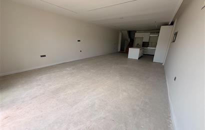 ZEKERİYAKÖY MERKEZE YAKIN YENİ BUTİK SİTEDE SATILIK İKİZ VİLLA