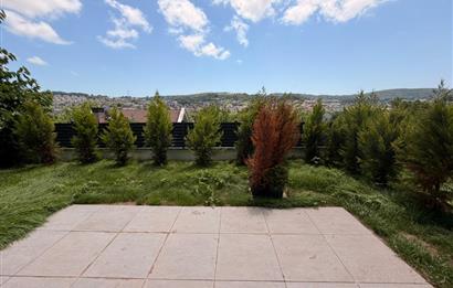 ZEKERİYAKÖY MERKEZE YAKIN YENİ BUTİK SİTEDE SATILIK İKİZ VİLLA