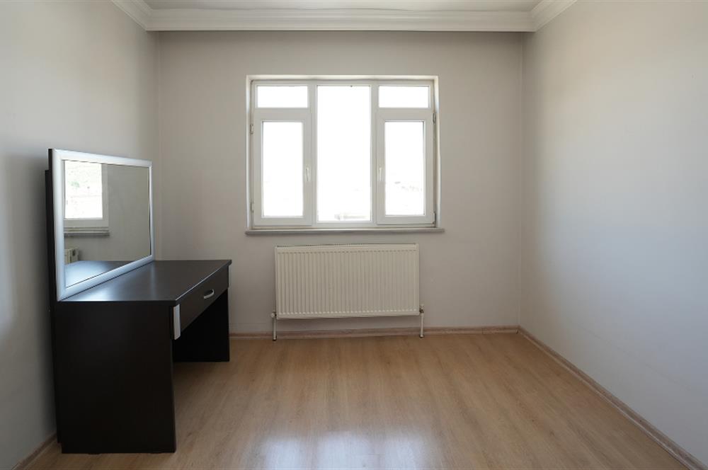 C21 Cius; Dr.Ziya Kaya Mh. Kapalı Pazar Yanı Damlakent Sitesi