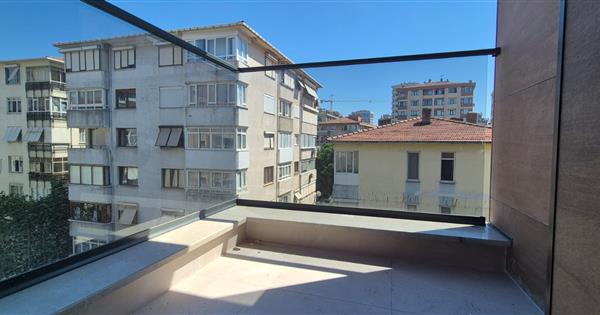 MERDİVENKÖYDE MERKEZİ LOKASYONDA 95 M2 2+1 BALKONLU SIFIR DAİRE - 35612
