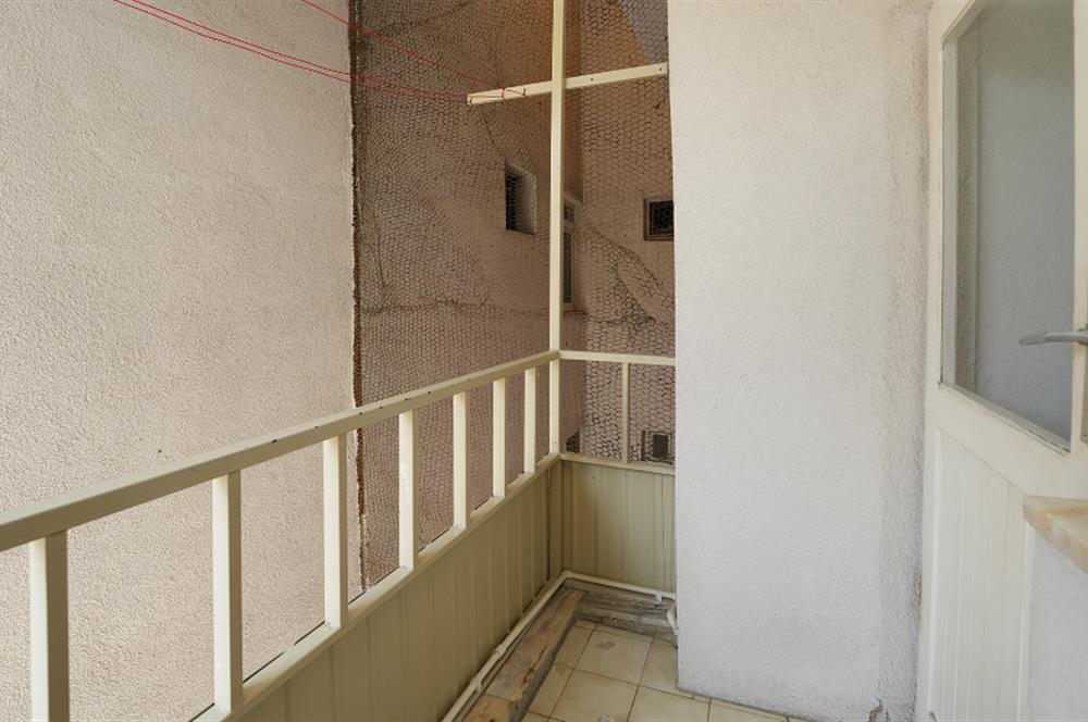 C21 Cius; Dr.Ziya Kaya Mh. Kapalı Pazar Yanı Damlakent Sitesi