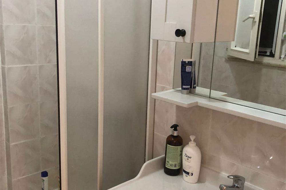 KUZGUNCUK'TA SAHİLE YAKIN 1+1 FULL EŞYALI SATILIK DAİRE