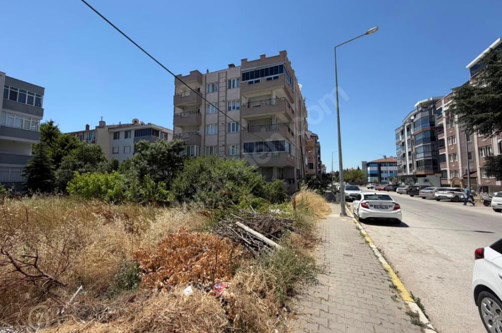 BALIKESİR BAHÇELİEVLER'DE 644 m² 5 KAT İMARLI KÖŞE PROJELİK ARSA