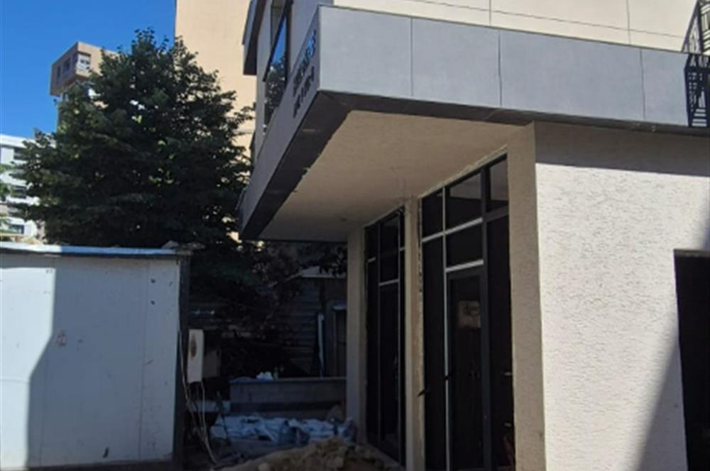 MERDİVENKÖYDE MERKEZİ LOKASYONDA 95 M2 2+1 BALKONLU SIFIR DAİRE