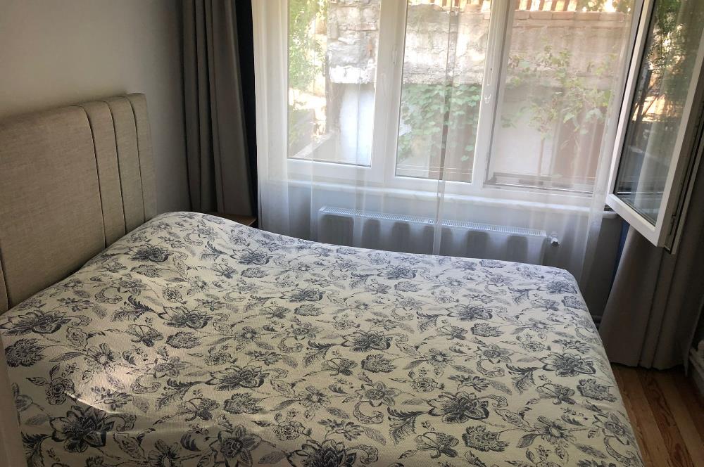 KUZGUNCUK'TA SAHİLE YAKIN 1+1 FULL EŞYALI SATILIK DAİRE