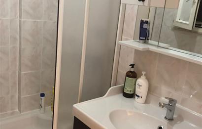KUZGUNCUK'TA SAHİLE YAKIN 1+1 FULL EŞYALI SATILIK DAİRE
