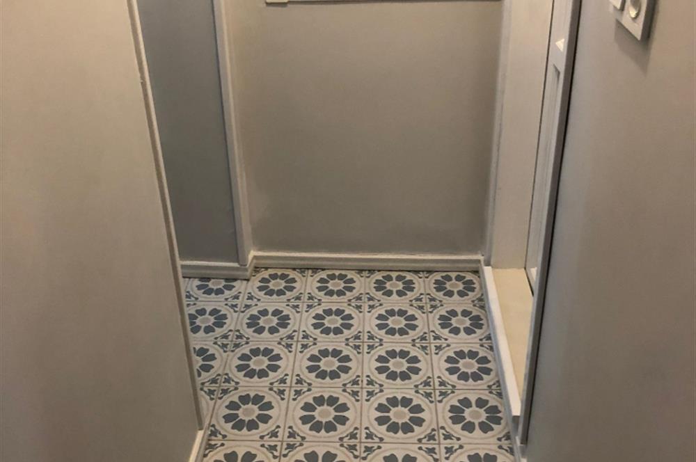 KUZGUNCUK'TA SAHİLE YAKIN 1+1 FULL EŞYALI SATILIK DAİRE