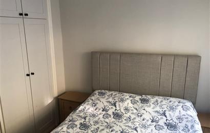 KUZGUNCUK'TA SAHİLE YAKIN 1+1 FULL EŞYALI SATILIK DAİRE
