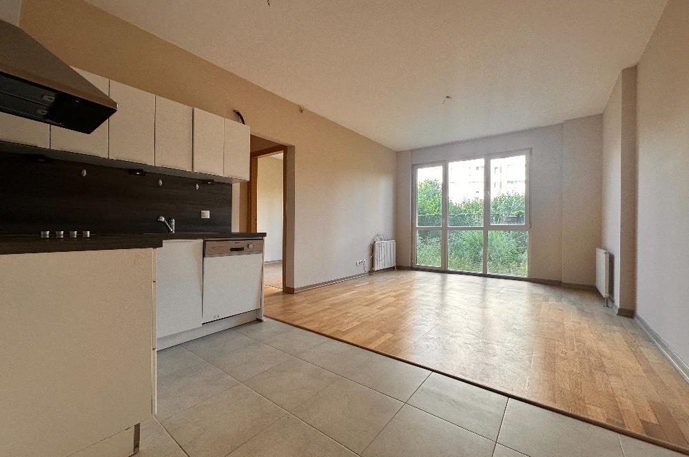Ataşehir İnlife Sitesi Bahçe Kullanımlı Kiralık 1+1