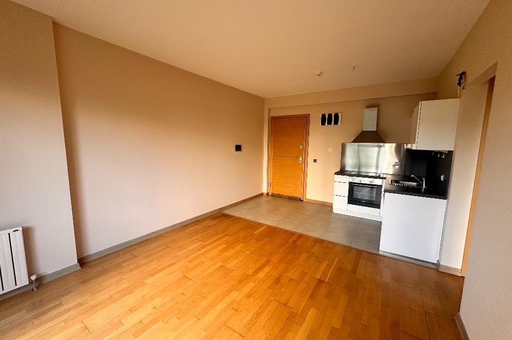 Ataşehir İnlife Sitesi Bahçe Kullanımlı Kiralık 1+1