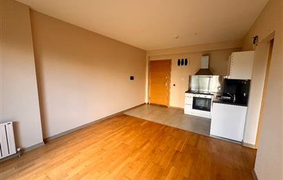 Ataşehir İnlife Sitesi Bahçe Kullanımlı Kiralık 1+1