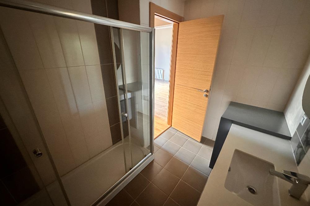 Ataşehir İnlife Sitesi Bahçe Kullanımlı Kiralık 1+1