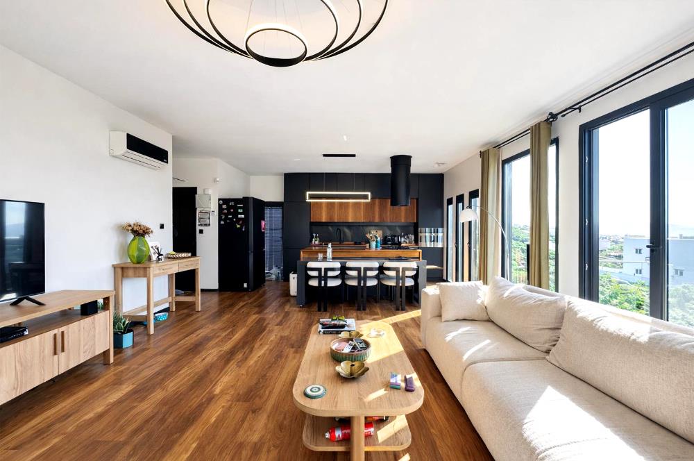 Bodrum Akyarlar'da Denize 300m Havuzlu Villa