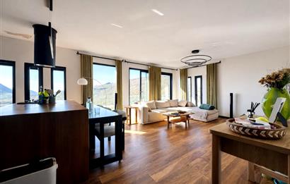 Bodrum Akyarlar'da Denize 300m Havuzlu Villa
