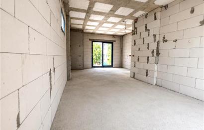 Bodrum'un Girişinde Anayola Cepheli Satılık Ticari Bina