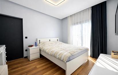 Bodrum Akyarlar'da Denize 300m Havuzlu Villa