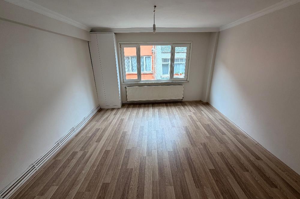 SARIYER MERKEZ'DE KOMPLE YENİLENMİŞ 3 KATLI KİRALIK KONUT