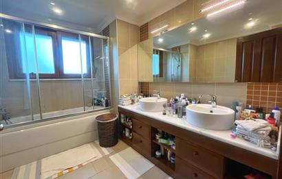 Boğaz Manzaralı Müstakil Havuzlu 6+2 Satılık Villa