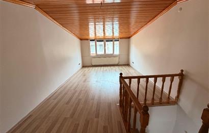 SARIYER MERKEZ'DE KOMPLE YENİLENMİŞ 3 KATLI KİRALIK KONUT