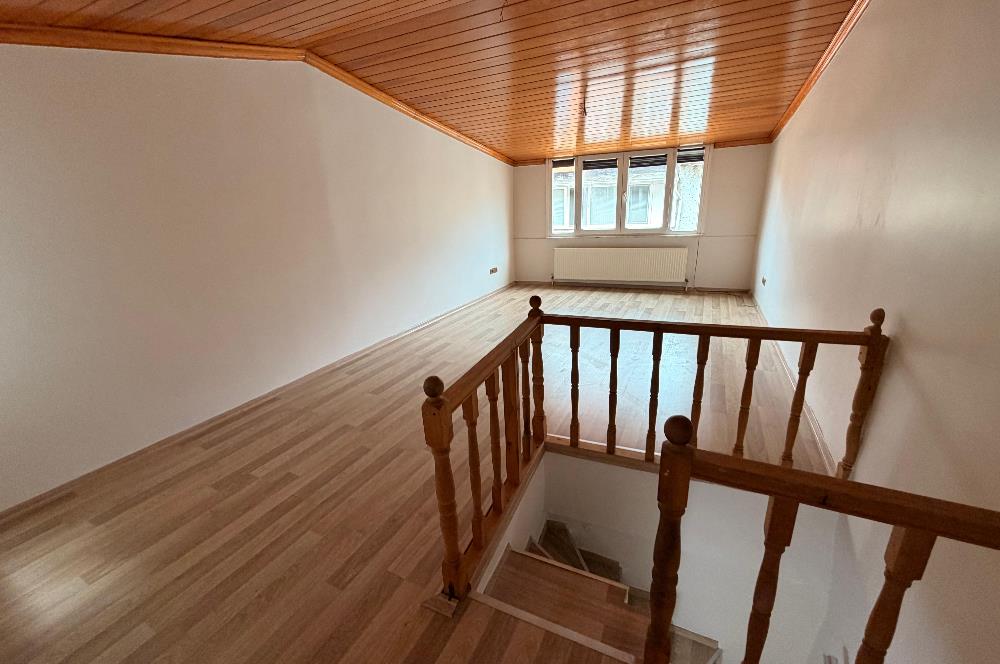 SARIYER MERKEZ'DE KOMPLE YENİLENMİŞ 3 KATLI KİRALIK KONUT